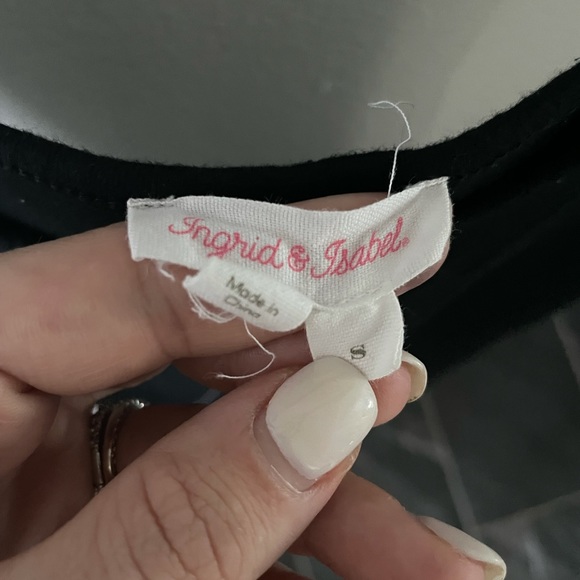 Ingrid & Isabel  Maternity Dress - Picture 2 of 3